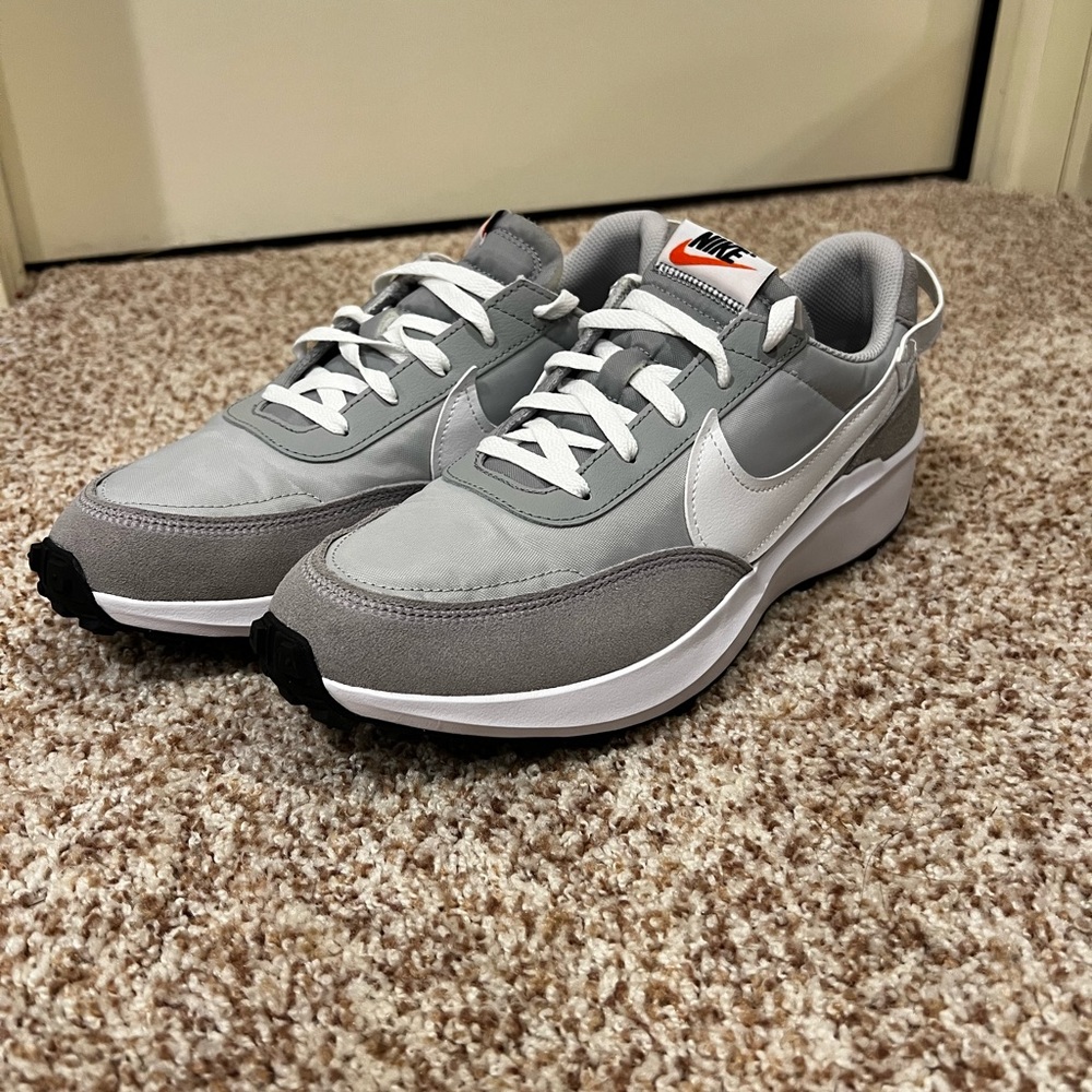 Nike Waffle Debut